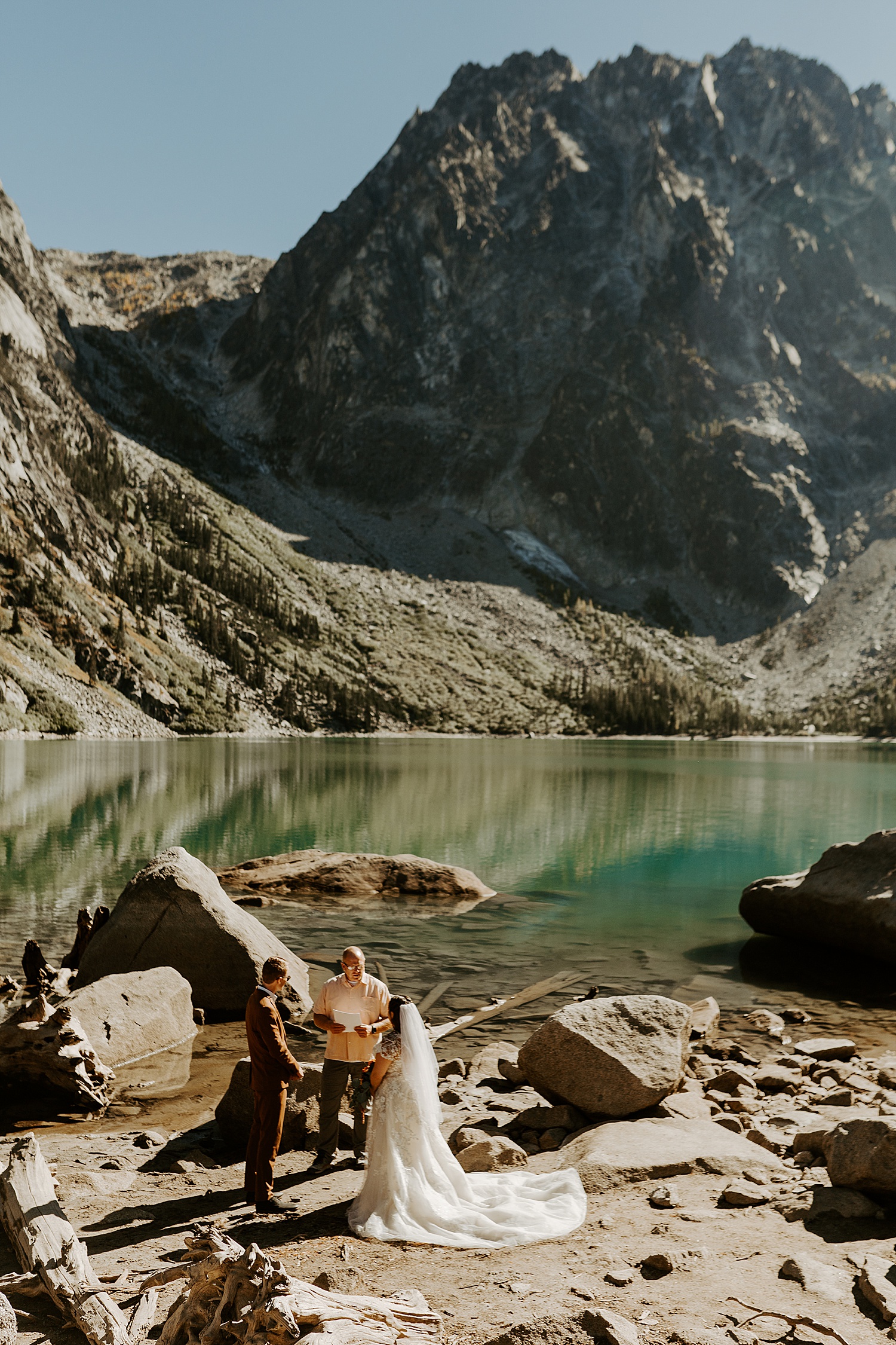 Out of State Elopement Planning Blog - The Enchantments Hiking Elopement Ceremony