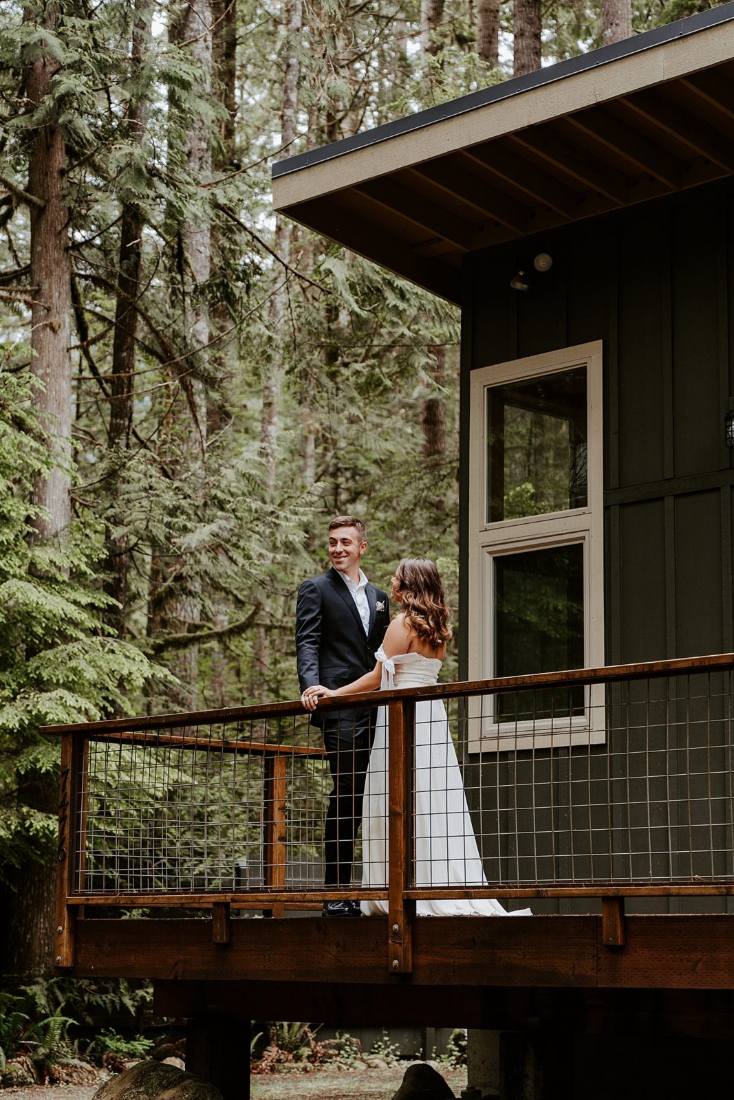 Late Season Snowshoe Elopement in the North Cascades
