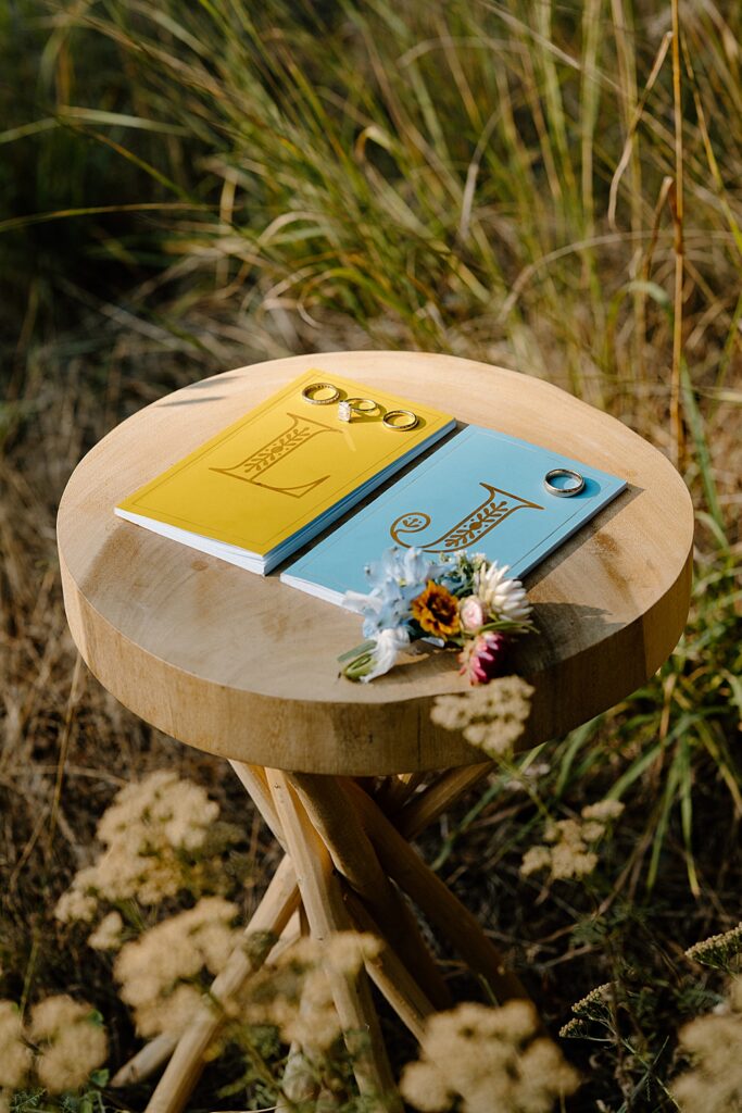 Vow books and wedding rings